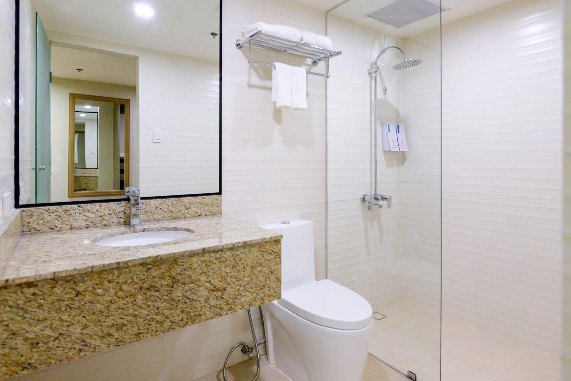 Surestay Plus By Best Western Cebu City Kültér fotó